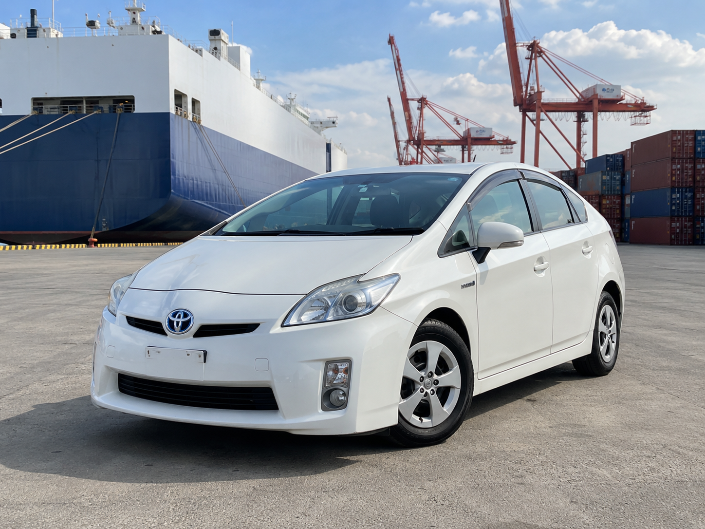 Toyota Prius hybrid vehicle for export from Japan